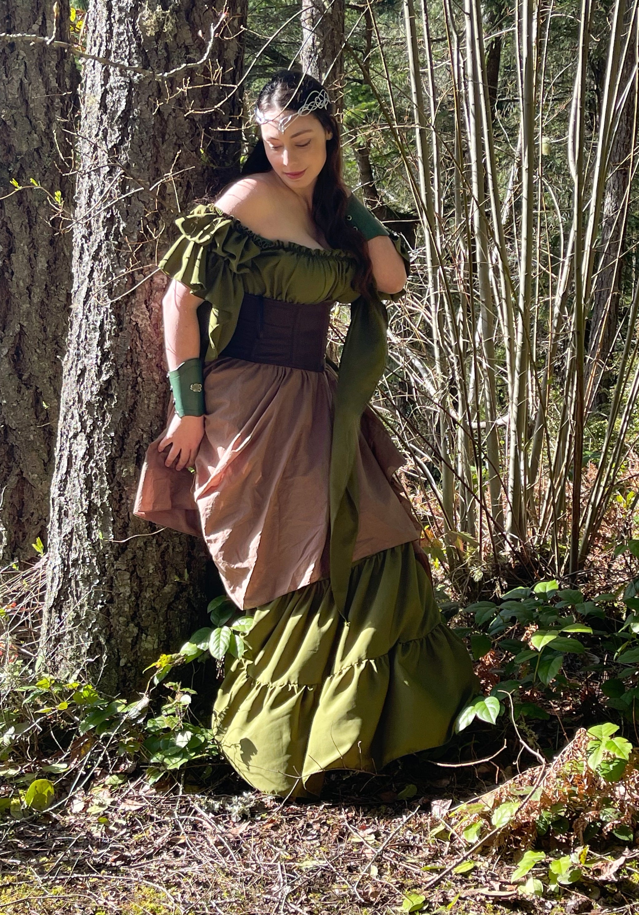 Renaissance Medieval Fantasy Costume - 2 Pc Chemise Gown & 4Point Skir Renaissance Medieval Fantasy Costume - 2 Pc Chemise Gown & 4Point Skir