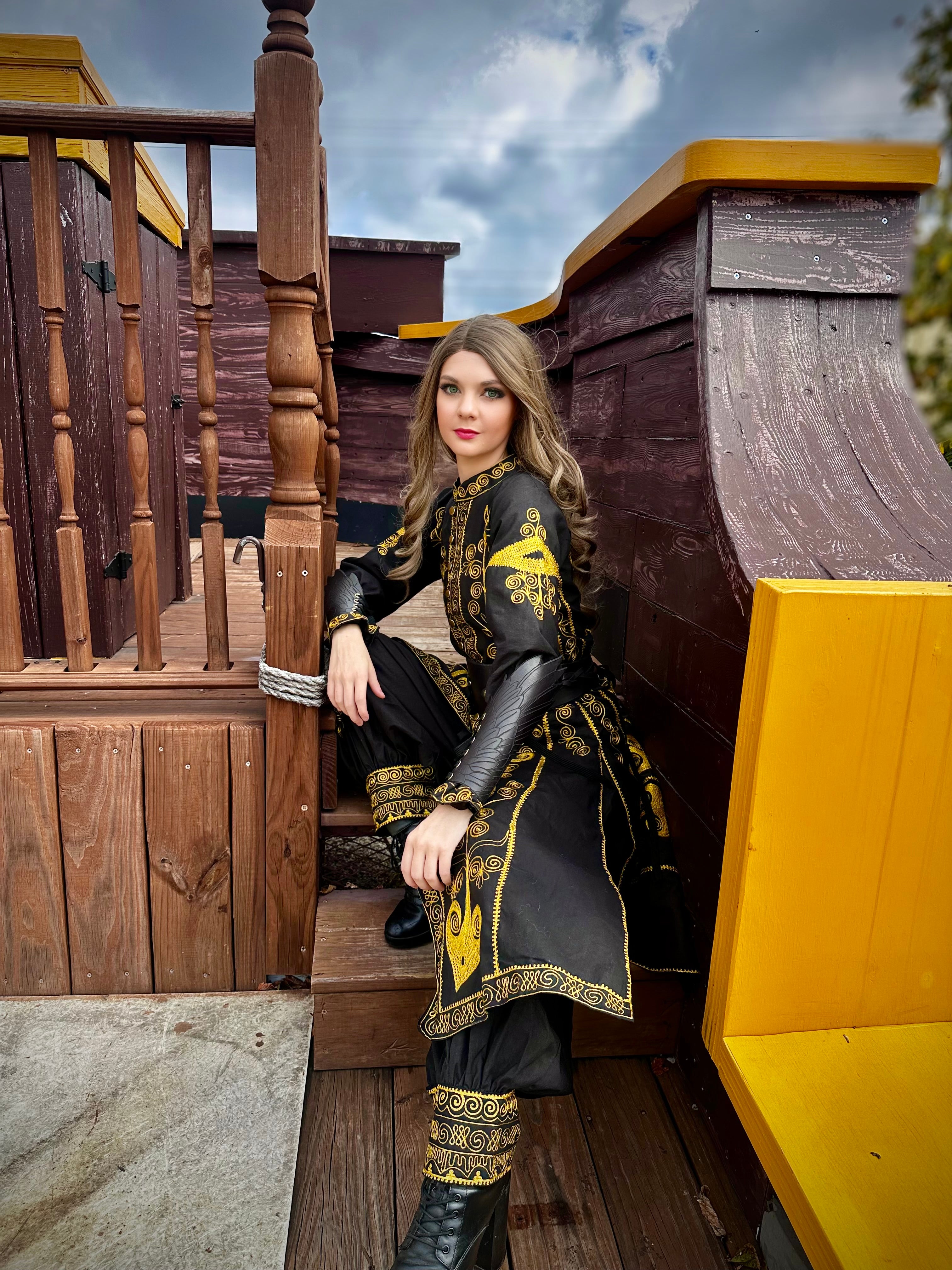 Renaissance Faire 100% Cotton Elizabeth Swann Cosplay Fantasy Pirate Buccaneer Embroidered Costume: Coat and Pantaloons. Reminisce Brand