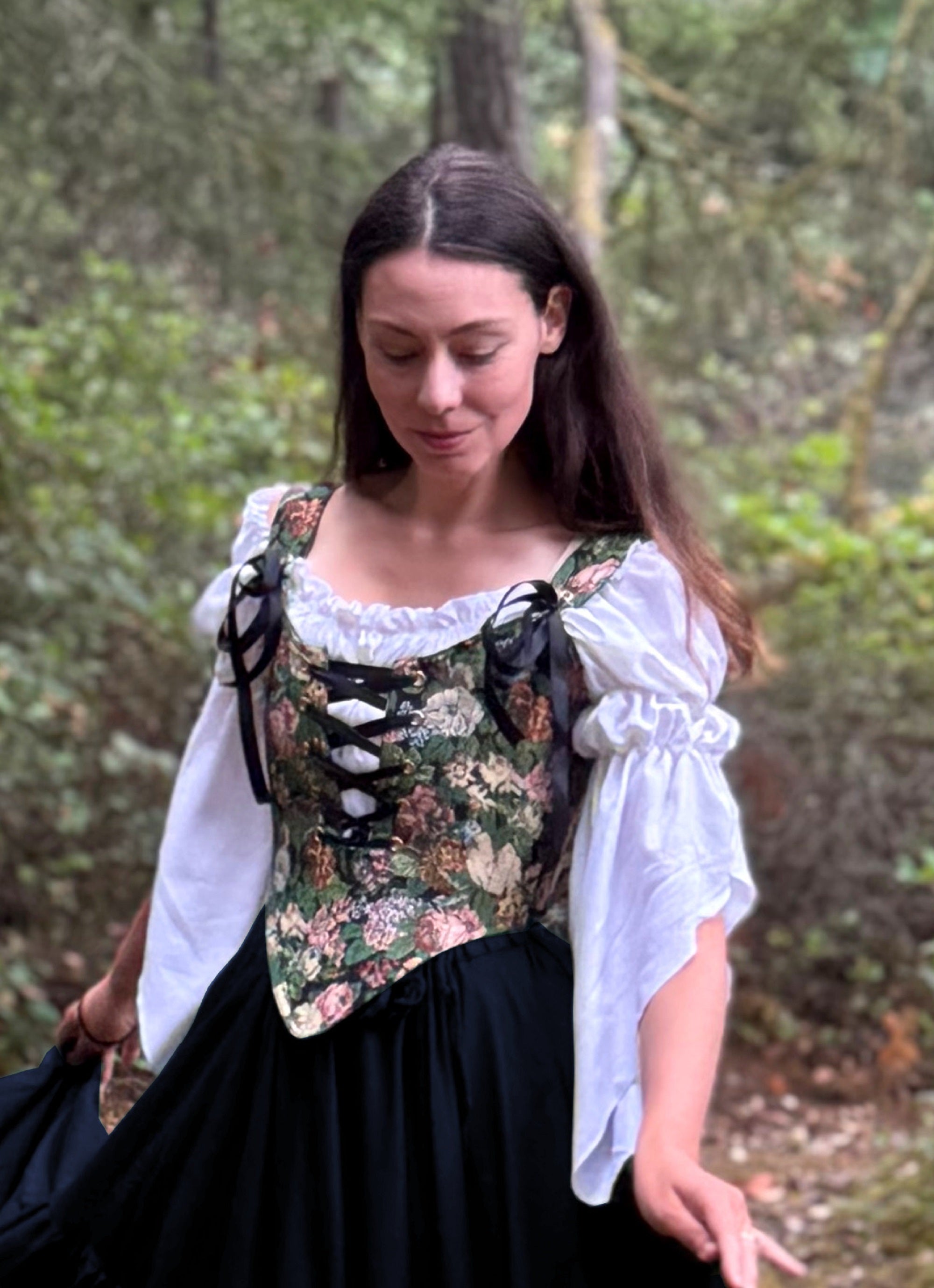 The SARAH- Renaissance Fair 3 Pc Dress Women Fantasy Medieval Cosplay BLACK Skirt- Costume - Floral Tapestry Corset Bodice