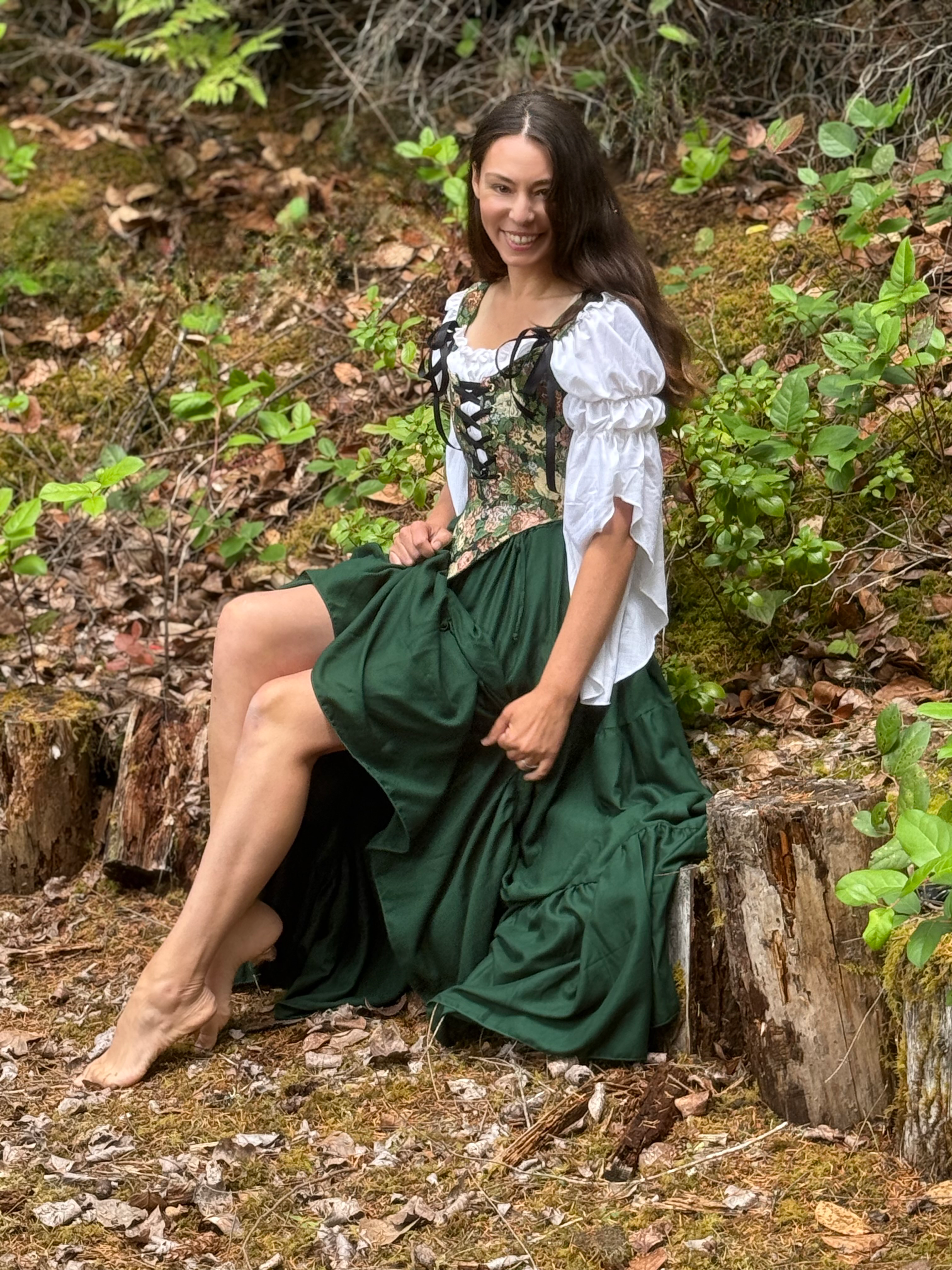 The SARAH- Renaissance Fair 3 Pc Dress Women Fantasy Medieval Cosplay BLACK Skirt- Costume - Floral Tapestry Corset Bodice